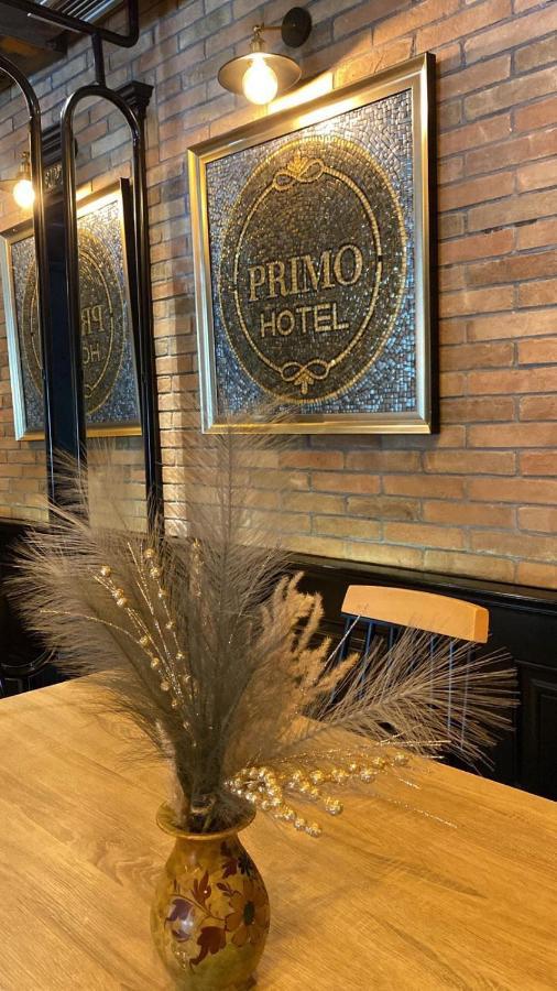Primo Hotel Tirana Esterno foto